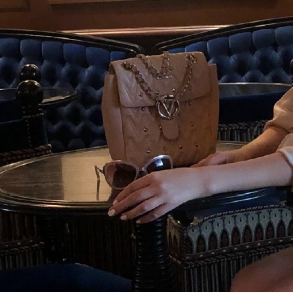 Valentino beautiful bag peach colour , in very good condition 🌸 - Picture 16 of 16